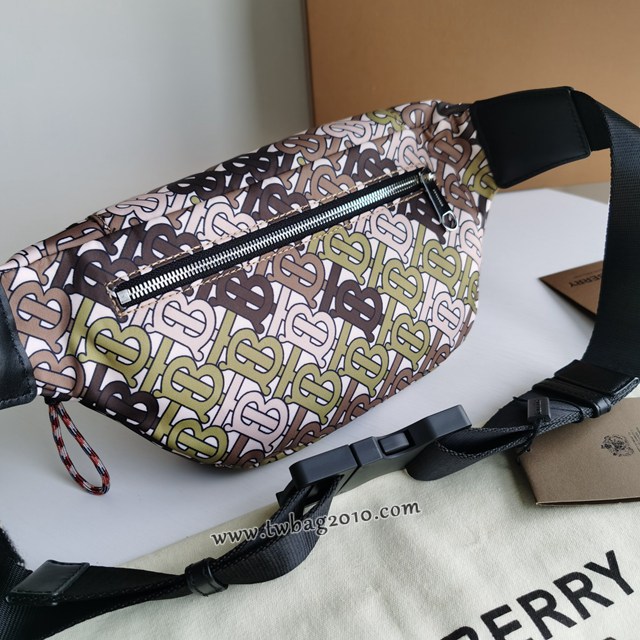 Burberry專門店新款TB腰包 巴寶莉男女款腰包挎包 yxb1042